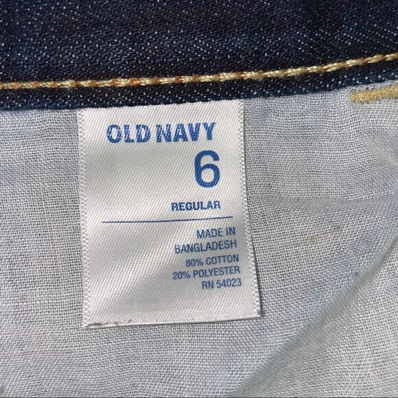 Old Navy The Flirt Jean Shorts - Raw Hem - Dark Wash - Size 6 - Picture 4 of 5